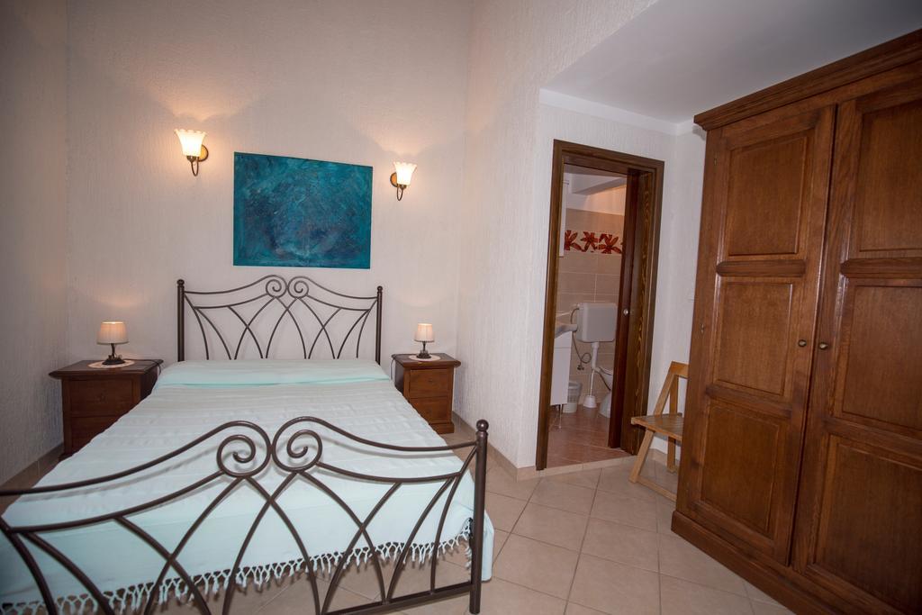 Apartment La Roza Funtana Exterior photo